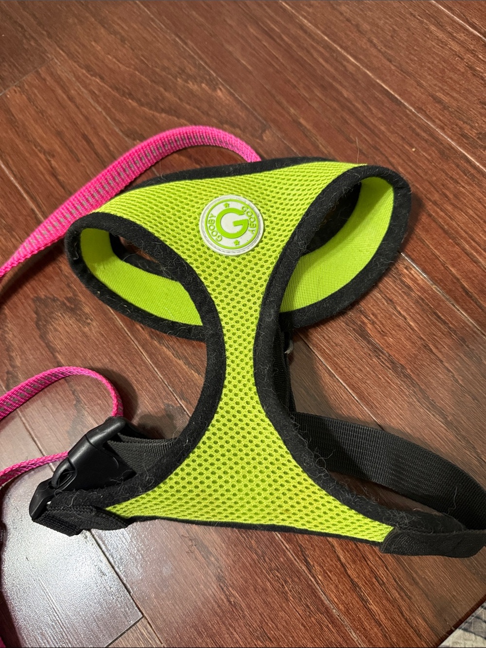 Gooby Gooby Small Dog Mesh Harness & Prima Pets Leash
